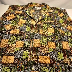Bush Gardens Tropical Shirt Souvenir Medium Short Sleeve